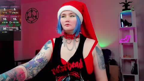 Snapshot of emmybrightj_ chatting on 12/10/24, 07:37 Emmy Bright     50  online show from 12/10/24, 07:37