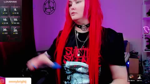 Snapshot of emmybrightj_ chatting on 01/06/25, 01:42 Emmy Bright     50  online show from 01/06/25, 01:42