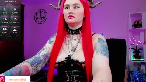 Snapshot of emmybrightj_ chatting on 01/10/25, 03:07 Emmy Bright     50  online show from 01/10/25, 03:07
