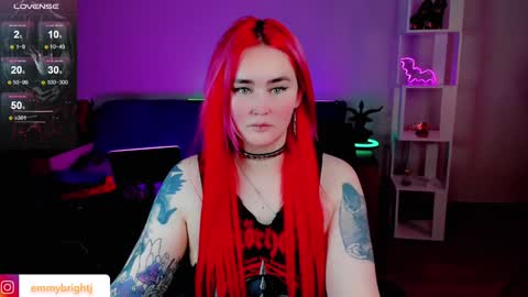 Snapshot of emmybrightj_ chatting on 01/16/25, 12:12 Emmy Bright     50  online show from 01/16/25, 12:12