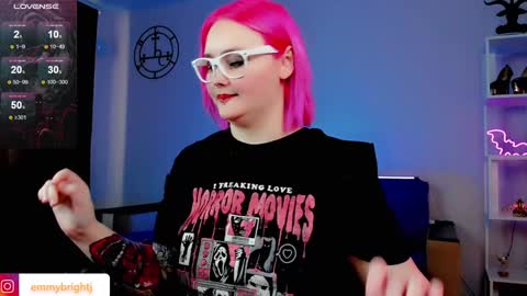 Snapshot of emmybrightj_ chatting on 02/01/25, 04:56 Emmy Bright     50  online show from 02/01/25, 04:56