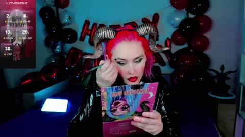 Snapshot of emmybrightj_ chatting on 02/07/25, 01:15 Emmy Bright     50  online show from 02/07/25, 01:15