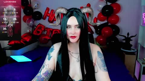 Snapshot of emmybrightj_ chatting on 02/08/25, 04:47 Emmy Bright     50  online show from 02/08/25, 04:47