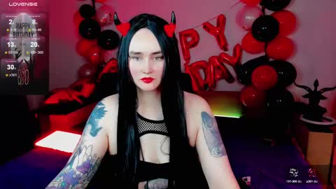 Snapshot of emmybrightj_ chatting on 02/10/25, 01:03 Emmy Bright     50  online show from 02/10/25, 01:03