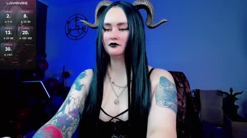 Snapshot of emmybrightj_ chatting on 02/20/25, 01:25 Emmy Bright     50  online show from 02/20/25, 01:25