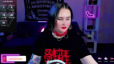 Snapshot of emmybrightj_ chatting on 03/11/25, 06:32 Emmy Bright     50  online show from 03/11/25, 06:32