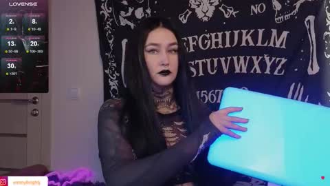 Snapshot of emmybrightj_ chatting on 10/11/25, 02:00 Emmy Bright     50  online show from 10/11/25, 02:00