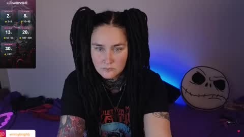 Snapshot of emmybrightj_ chatting on 10/13/25, 08:36 Emmy Bright     50  online show from 10/13/25, 08:36