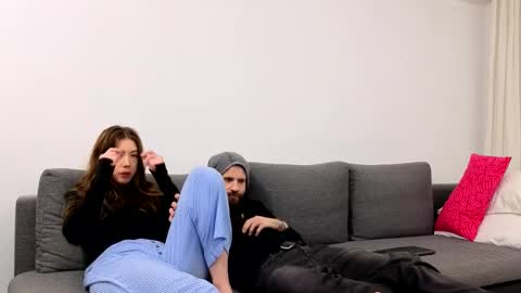 Em online show from 03/02/26, 11:33