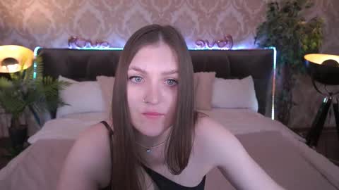 E M M Y online show from 02/25/25, 06:47