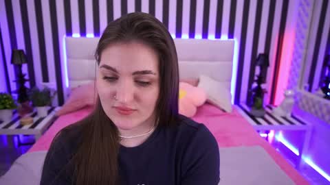 E M M Y online show from 04/07/26, 06:03