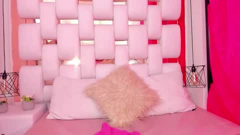 emmy online show from 12/18/25, 07:53