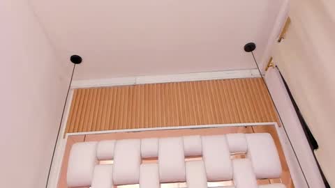 emmy online show from 01/08/26, 02:19