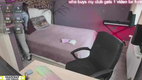 Emmy online show from 04/24/26, 11:56