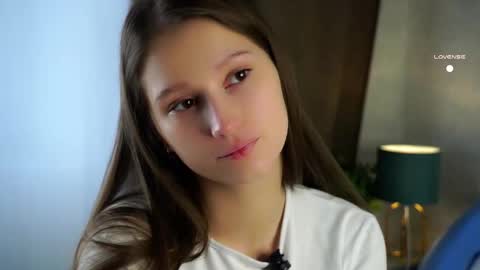 Emmy online show from 10/06/25, 01:14