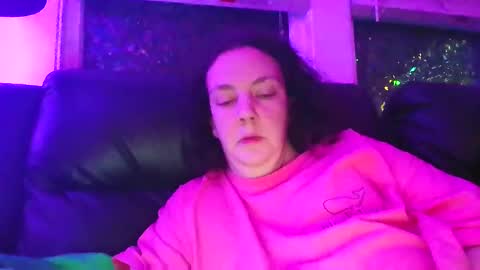 emnm696babii online show from 12/04/25, 12:31