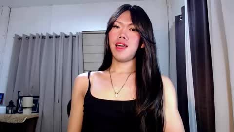 Snapshot of empress_empiretiara chatting on 03/26/26, 08:31 tiara online show from 03/26/26, 08:31