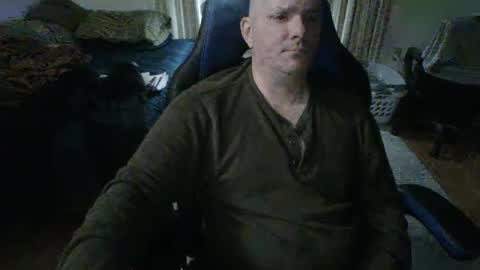 Snapshot of emsguy1 chatting on 02/22/25, 05:02 Matt online show from 02/22/25, 05:02