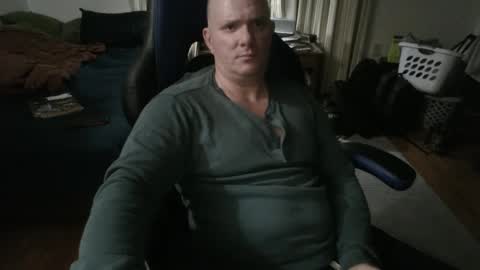 Snapshot of emsguy1 chatting on 09/11/25, 04:23 Matt online show from 09/11/25, 04:23