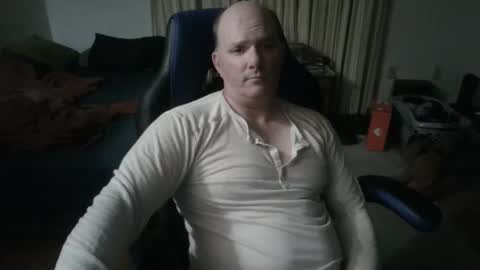 Snapshot of emsguy1 chatting on 01/14/26, 06:19 Matt online show from 01/14/26, 06:19