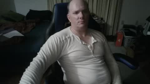 Snapshot of emsguy1 chatting on 01/17/26, 04:06 Matt online show from 01/17/26, 04:06