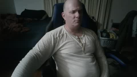 Snapshot of emsguy1 chatting on 02/01/26, 04:55 Matt online show from 02/01/26, 04:55