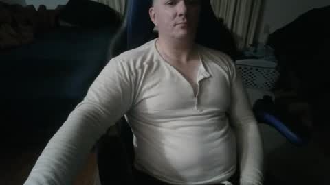 Snapshot of emsguy1 chatting on 02/09/26, 05:55 Matt online show from 02/09/26, 05:55