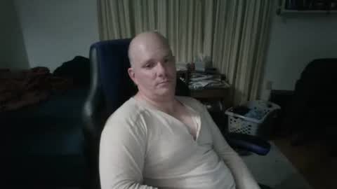 Snapshot of emsguy1 chatting on 03/09/26, 03:54 Matt online show from 03/09/26, 03:54