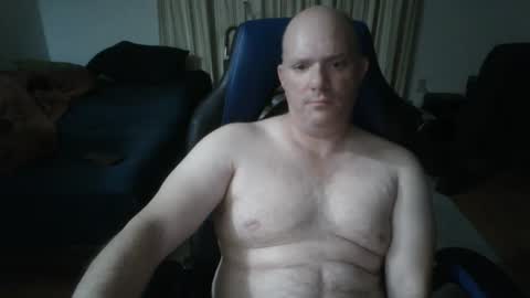 Snapshot of emsguy1 chatting on 03/10/26, 04:06 Matt online show from 03/10/26, 04:06