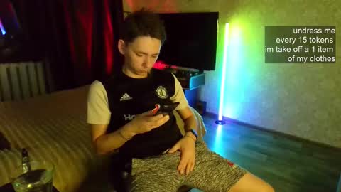 emveeboy96 online show from 12/01/25, 07:52