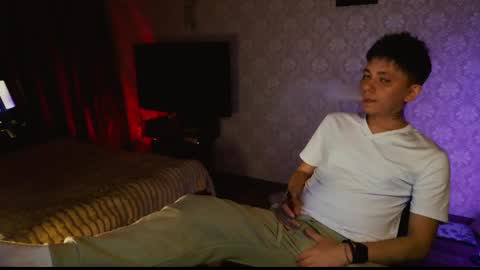 emveeboy96 online show from 04/10/26, 07:07