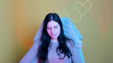 Emma online show from 11/19/25, 06:52