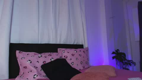 Emy online show from 05/08/26, 03:34