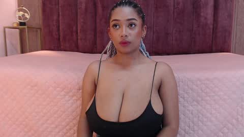 Snapshot of emy_leon chatting on 01/31/25, 07:51 Emy online show from 01/31/25, 07:51