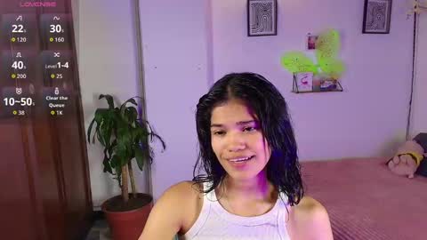 emycarver09 online show from 11/02/25, 12:13