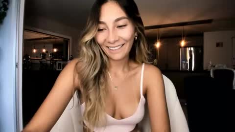 emyconneer online show from 01/08/26, 10:45