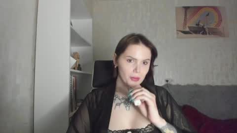 Snapshot of emydeliro chatting on 04/08/26, 05:24 emydeliro online show from 04/08/26, 05:24