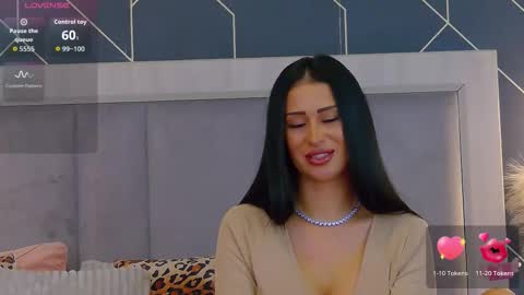  Emy  online show from 10/27/25, 07:34