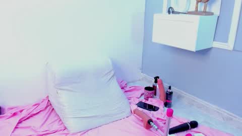 Emy online show from 03/21/26, 01:16