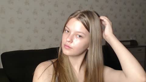 EmySway online show from 12/10/24, 09:43