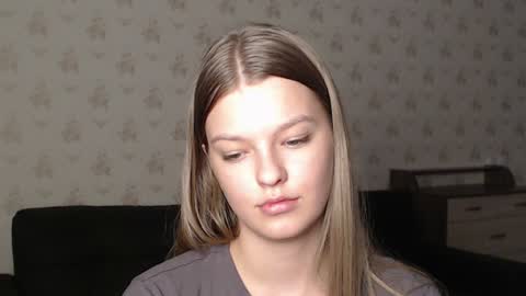 EmySway online show from 12/12/24, 07:48
