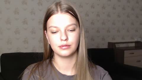 EmySway online show from 12/12/24, 10:52