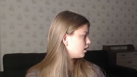 EmySway online show from 12/21/24, 04:36