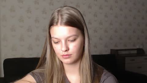EmySway online show from 12/21/24, 07:38