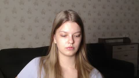 EmySway online show from 12/22/24, 02:27