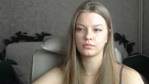 EmySway online show from 01/31/25, 04:36