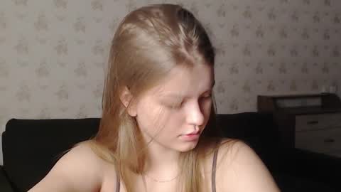 EmySway online show from 02/09/25, 10:20