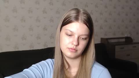 EmySway online show from 03/11/25, 05:13