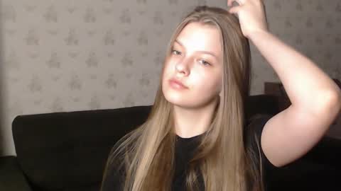 EmySway online show from 03/12/25, 05:49