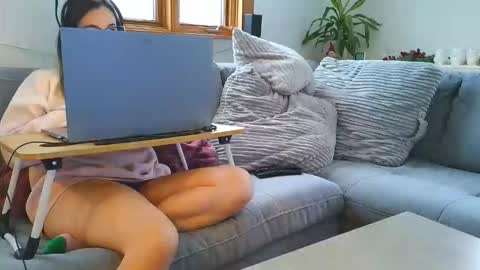 emyxxl online show from 12/16/25, 01:05